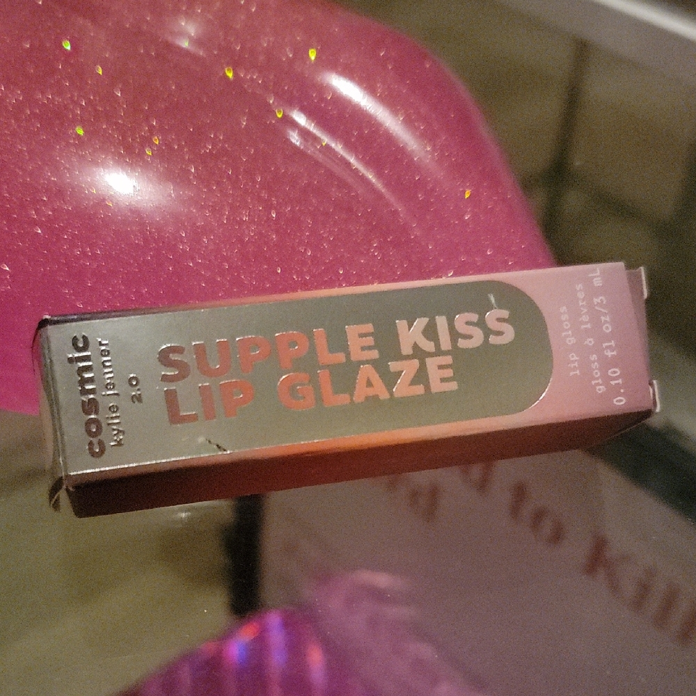 Kylie Jenner Cosmic Supple Kiss Lip Glass. Brand New! Full Sized. Color-sunrise.